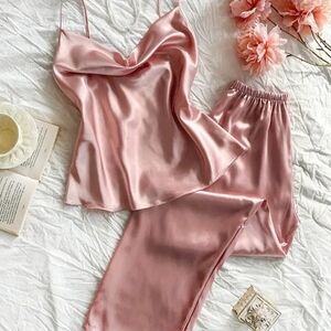 Luxurious Satin Sleepwear SetPink